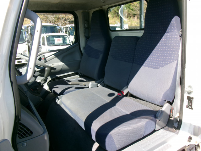 三菱ふそう キャンターガッツ 小型 平ボディ PDG-FB70B(96279) 17枚目