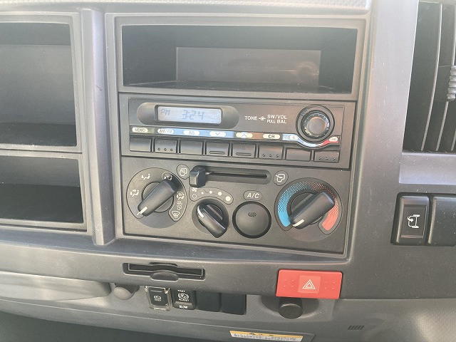 いすゞ エルフ 小型 平ボディ BKG-NPR85AN(96282) 25枚目