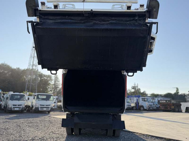 トヨタ ダイナ 小型 塵芥車（プレス式） PD-XZU304A(96286) 4枚目