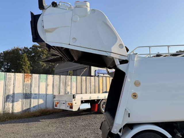 トヨタ ダイナ 小型 塵芥車（プレス式） PD-XZU304A(96286) 15枚目