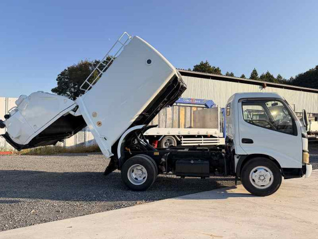トヨタ ダイナ 小型 塵芥車（プレス式） PD-XZU304A(96286) 21枚目
