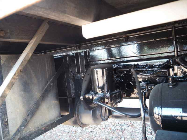 日野 レンジャー 中型 平ボディ ADG-FD7JLWA(96288) 12枚目