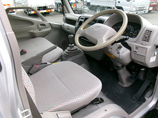 トヨタ トヨエース 小型 平ボディ KR-KDY220(96294) 9枚目