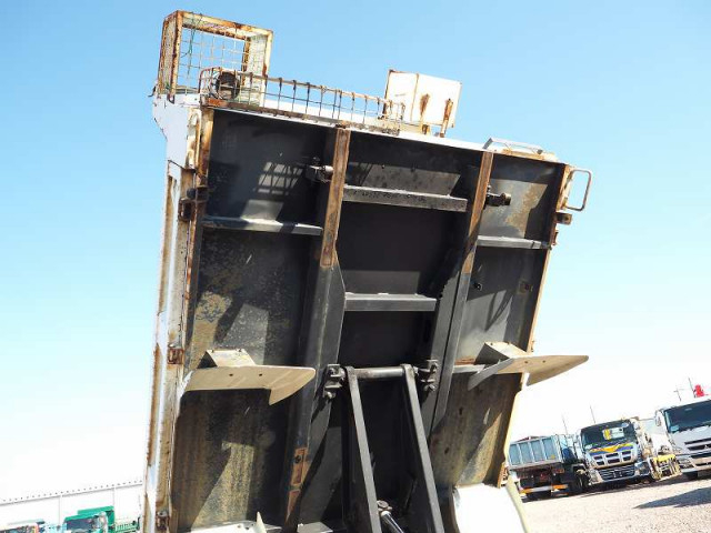 マツダ タイタン 小型 土砂ダンプ PB-LKR81AN(96298) 22枚目