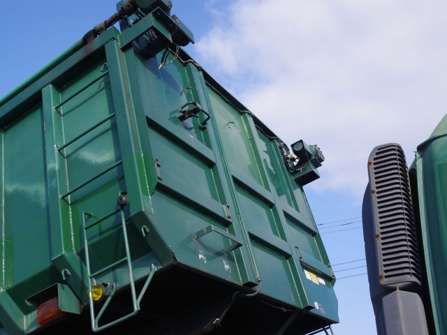 いすゞ ギガ 大型 土砂ダンプ PJ-CYM51P6(96299) 12枚目