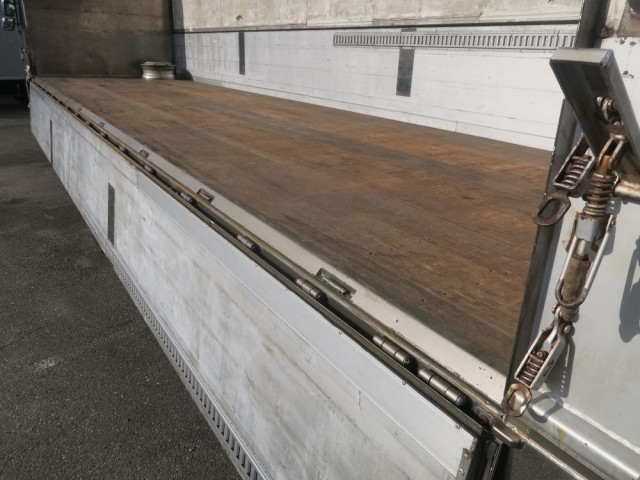 日野 プロフィア 大型 アルミウィング KC-FS4FZFA(96315) 4枚目