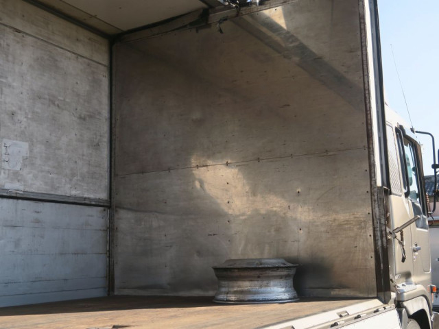 日野 プロフィア 大型 アルミウィング KC-FS4FZFA(96315) 7枚目