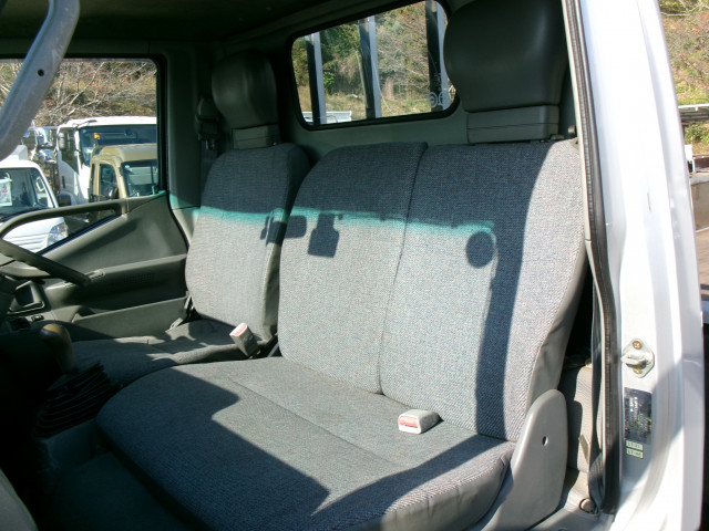 三菱ふそう キャンター 小型 平ボディ KC-FE562EV(96316) 16枚目