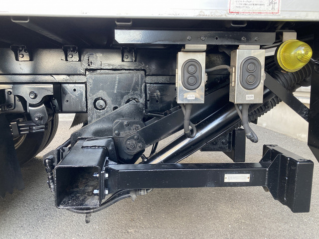 日野 デュトロ 小型 アルミバン TPG-XZU645M(96321) 10枚目