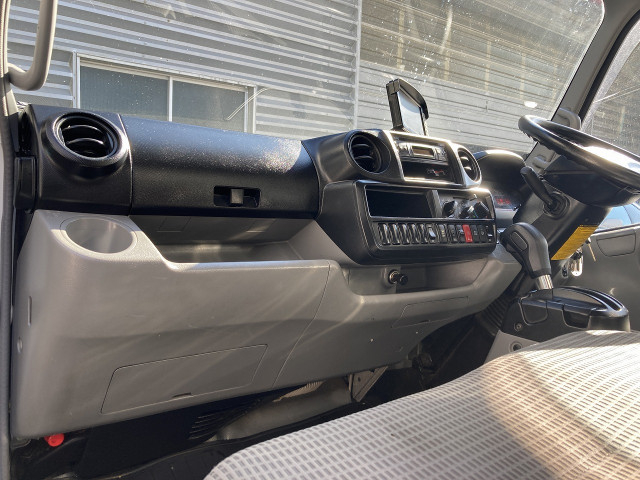 日野 デュトロ 小型 アルミバン TPG-XZU645M(96321) 20枚目