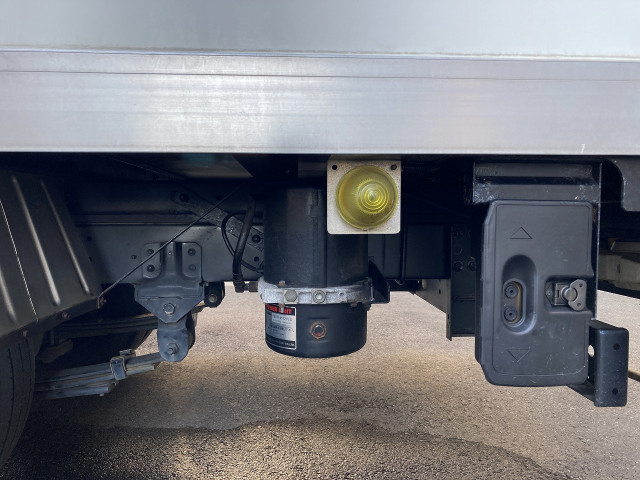 トヨタ ダイナ 小型 アルミバン TKG-XZC645(96322) 33枚目