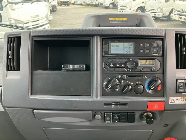 いすゞ エルフ 小型 冷蔵冷凍バン 2RG-NLR88AN(112442) 31枚目