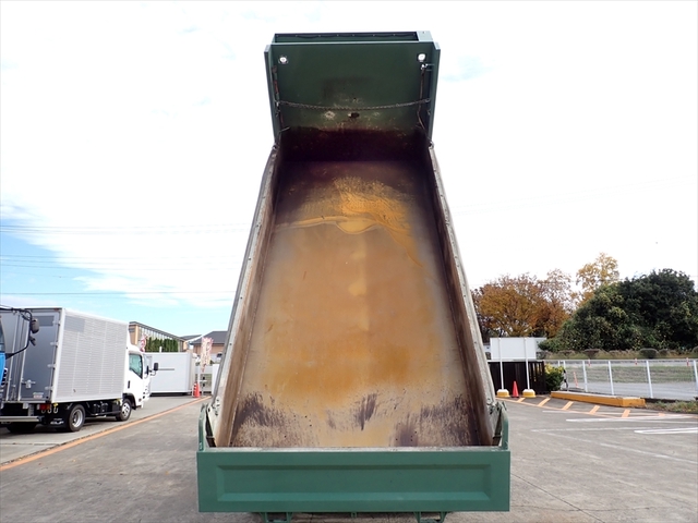 いすゞ ギガ 大型 土砂ダンプ QPG-CXZ77BT(96370) 20枚目
