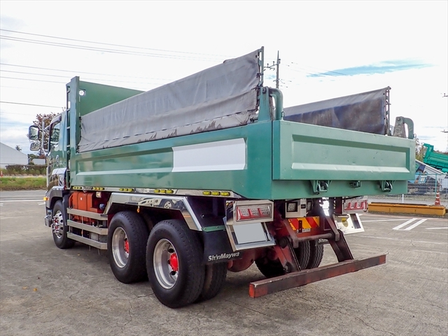 いすゞ ギガ 大型 土砂ダンプ QPG-CXZ77BT(96370) 4枚目