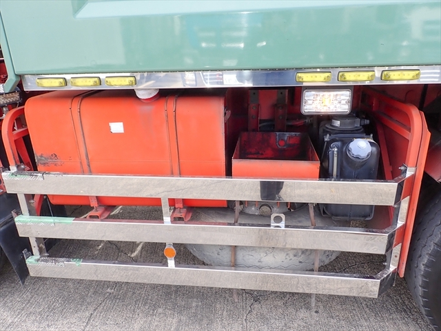 いすゞ ギガ 大型 土砂ダンプ QPG-CXZ77BT(96370) 28枚目