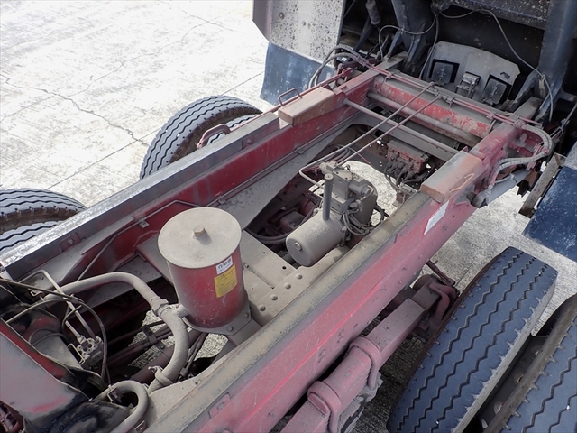 いすゞ ギガ 大型 土砂ダンプ QPG-CXZ77BT(96370) 17枚目