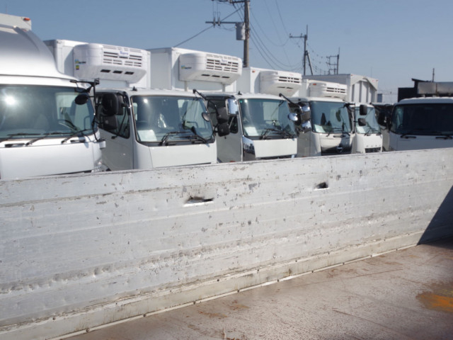 三菱ふそう ファイター 増トン 平ボディ PJ-FK62FZ(96379) 24枚目