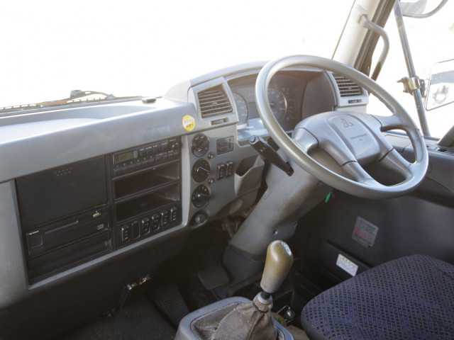 三菱ふそう ファイター 増トン 平ボディ PJ-FK62FZ(96379) 28枚目