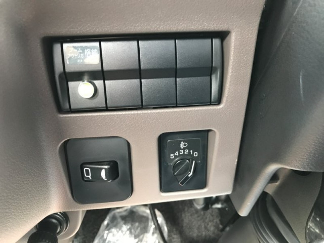 三菱ふそう キャンター 小型 クレーン付き 2PG-FEB80(96384) 11枚目