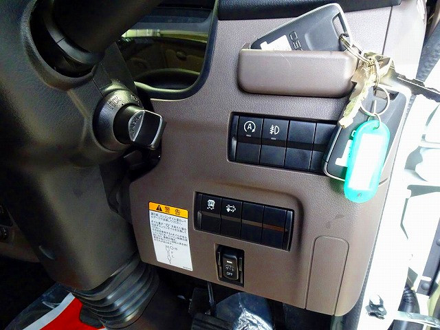 三菱ふそう キャンター 小型 平ボディ 2RG-FBAV0(96383) 17枚目