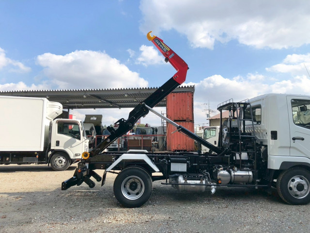 三菱ふそう ファイター 中型 コンテナ専用車 2KG-FK72F(96385) 10枚目