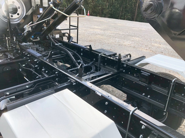 三菱ふそう ファイター 中型 コンテナ専用車 2KG-FK72F(96385) 13枚目