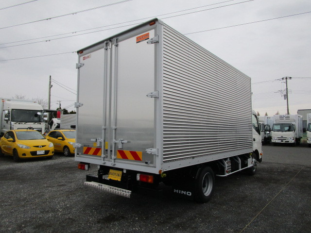 日野 デュトロ 小型 アルミバン 2KG-XZU712M(96387) 4枚目