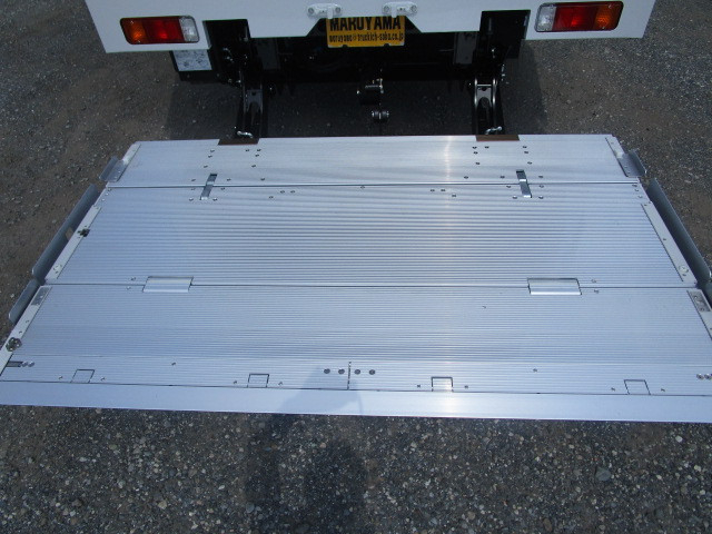 日野 デュトロ 小型 アルミウィング 2KG-XZU710M(96388) 18枚目