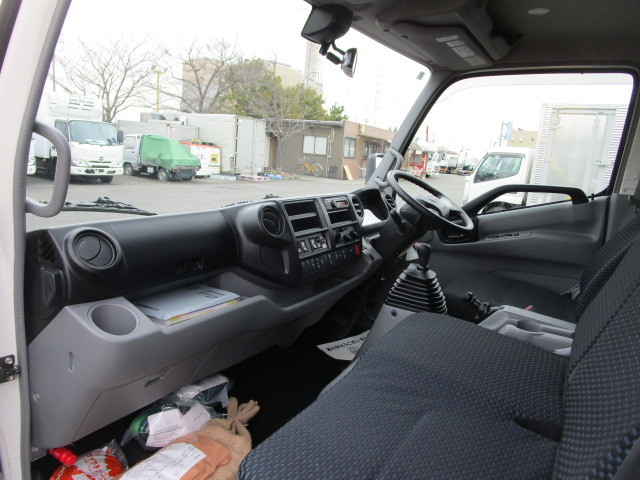 日野 デュトロ 小型 アルミバン 2KG-XZU712M(96387) 25枚目