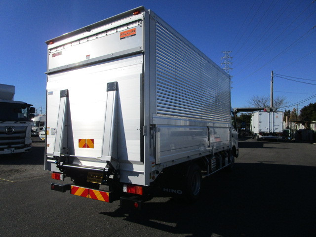 日野 デュトロ 小型 アルミウィング 2KG-XZU710M(96389) 3枚目