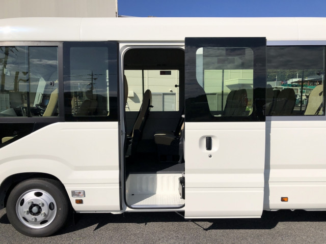 トヨタ コースター 小型 バス 2KG-GDB70(96390) 14枚目