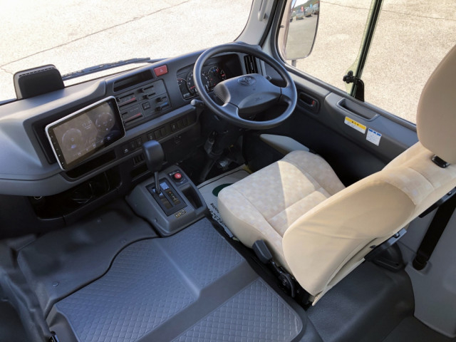 トヨタ コースター 小型 バス 2KG-GDB70(96390) 22枚目