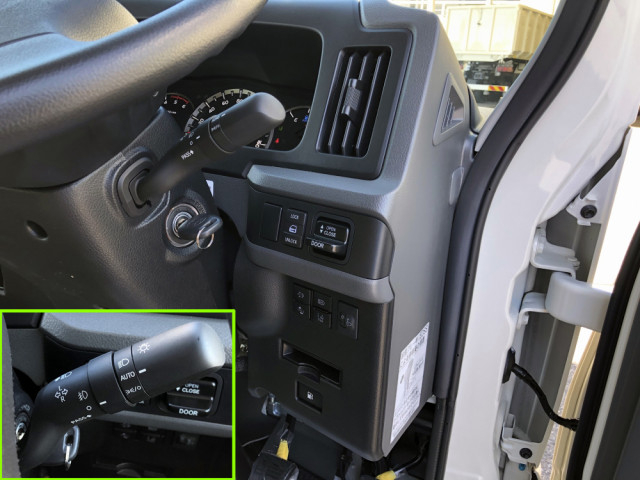 トヨタ コースター 小型 バス 2KG-GDB70(96390) 37枚目