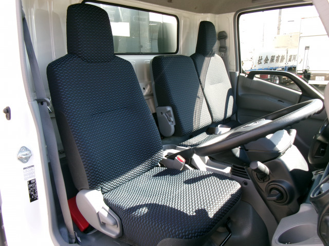 日野 デュトロ 小型 冷凍冷蔵バン 2KG-XZU712M(96392) 10枚目