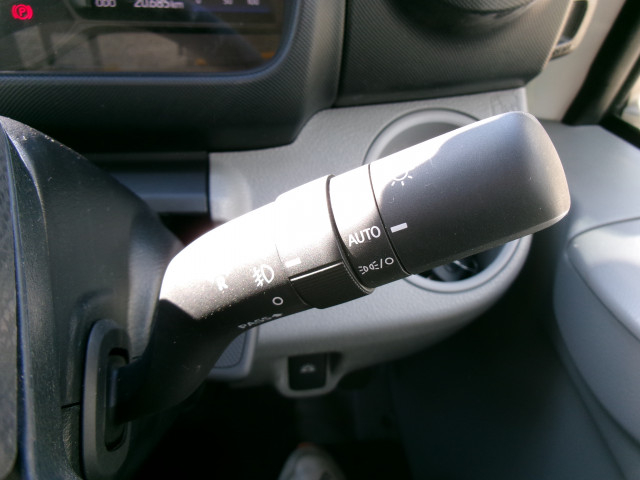 日野 デュトロ 小型 冷凍冷蔵バン 2KG-XZU712M(96392) 12枚目