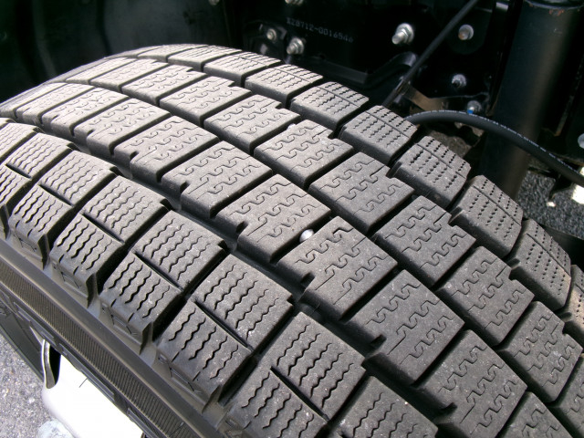 日野 デュトロ 小型 冷凍冷蔵バン 2KG-XZU712M(96392) 44枚目