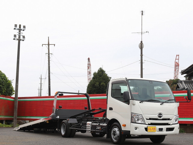 日野 デュトロ 小型 車載専用車 2RG-XZU722M(96394) 14枚目