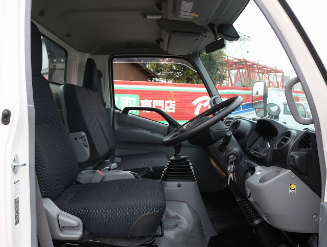 日野 デュトロ 小型 車載専用車 2RG-XZU722M(96394) 34枚目