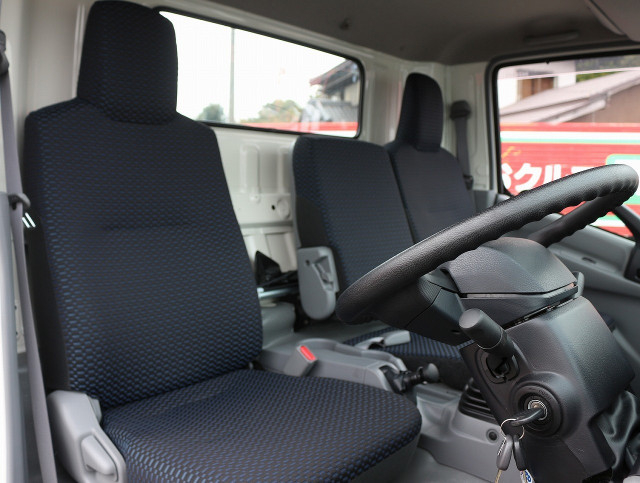 日野 デュトロ 小型 車載専用車 2RG-XZU722M(96394) 35枚目