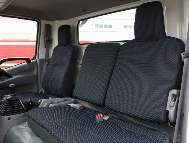 日野 デュトロ 小型 車載専用車 2RG-XZU722M(96394) 48枚目