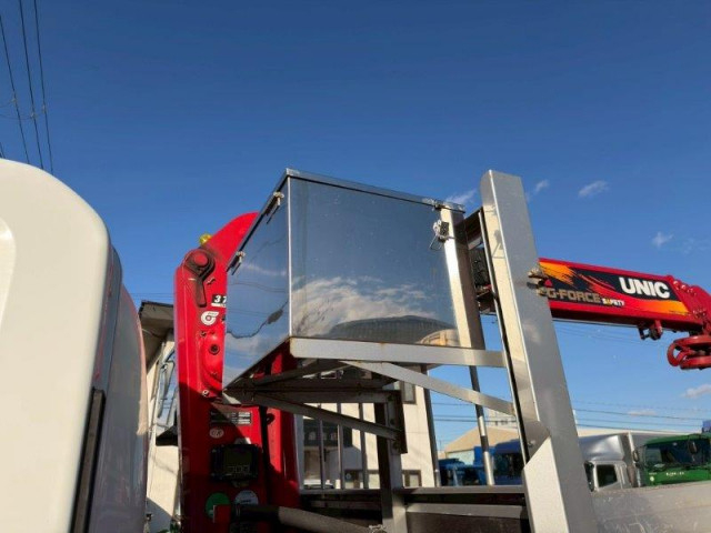 いすゞ フォワード 増トン クレーン付き 2RG-FTR90U2(96396) 12枚目