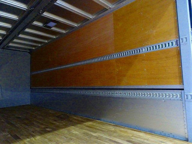 いすゞ フォワード 増トン アルミウィング 2RG-FTR90V2(96395) 29枚目