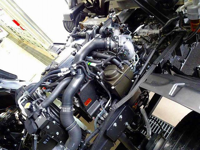 いすゞ フォワード 増トン アルミウィング 2RG-FTR90V2(96395) 40枚目