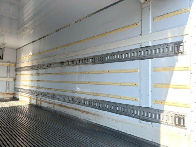 三菱ふそう ファイター 増トン 冷凍冷蔵バン 2KG-FK65FY(96397) 11枚目