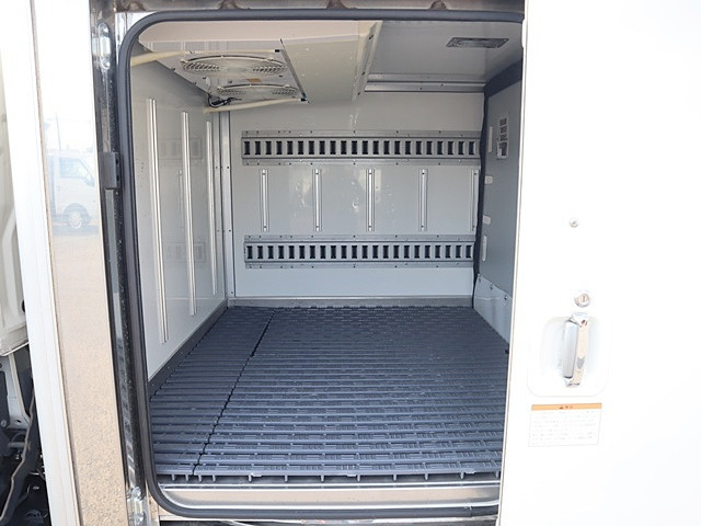 トヨタ ダイナ 小型 冷凍冷蔵バン QDF-KDY221(96398) 11枚目