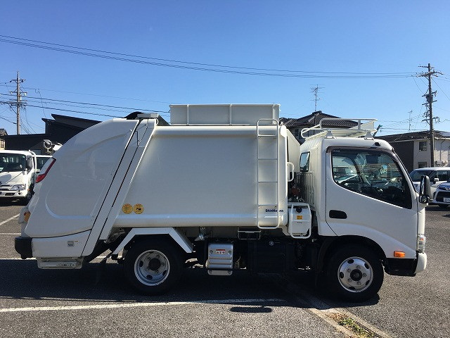 日野 デュトロ 小型 塵芥車（プレス式） 2RG-XZU605X(96399) 5枚目