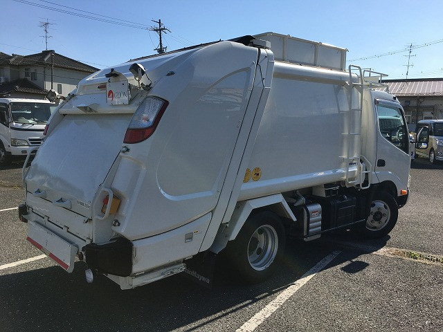 日野 デュトロ 小型 塵芥車（プレス式） 2RG-XZU605X(96399) 8枚目