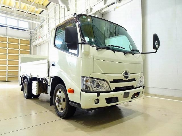日野 デュトロ 小型 平ボディ 2KG-XZU675M(96400) 2枚目