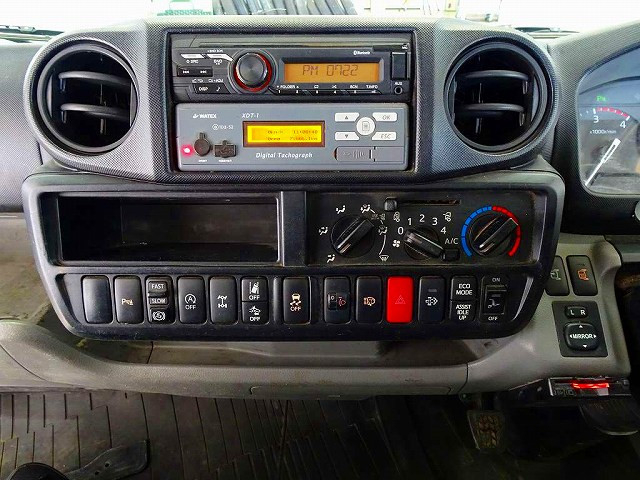 日野 デュトロ 小型 平ボディ 2KG-XZU675M(96400) 10枚目