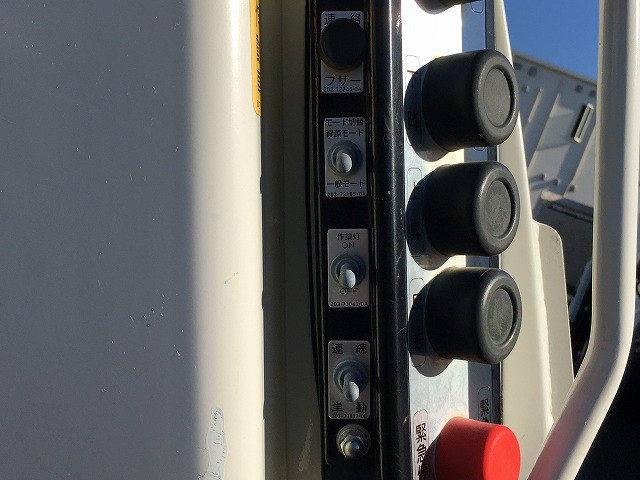 日野 デュトロ 小型 塵芥車（プレス式） 2RG-XZU605X(96399) 43枚目